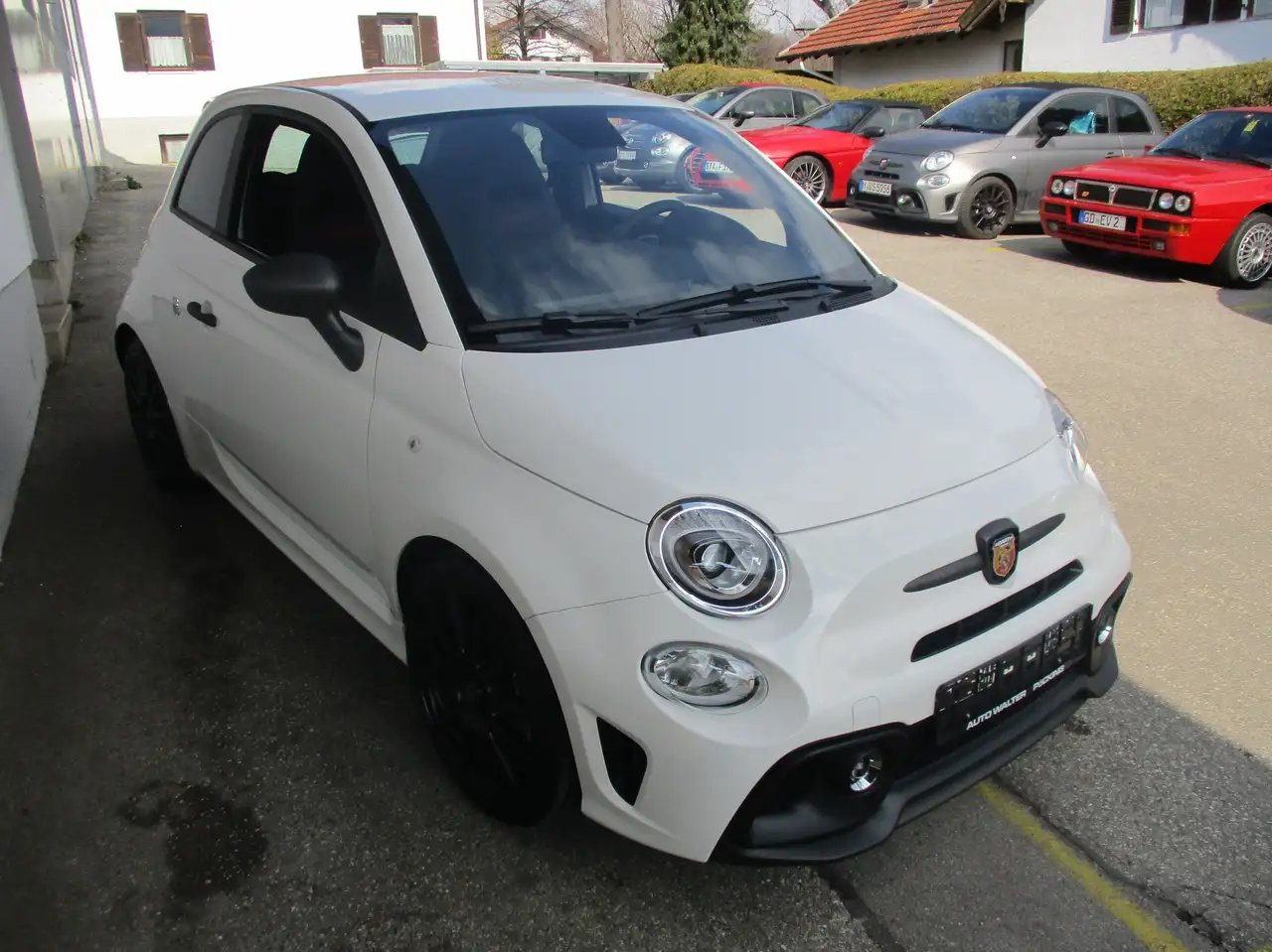 Abarth 595 595, Sabelt, Klimaaut., Navi, LED, Apple Carpl. — معرض صور السيارة 3