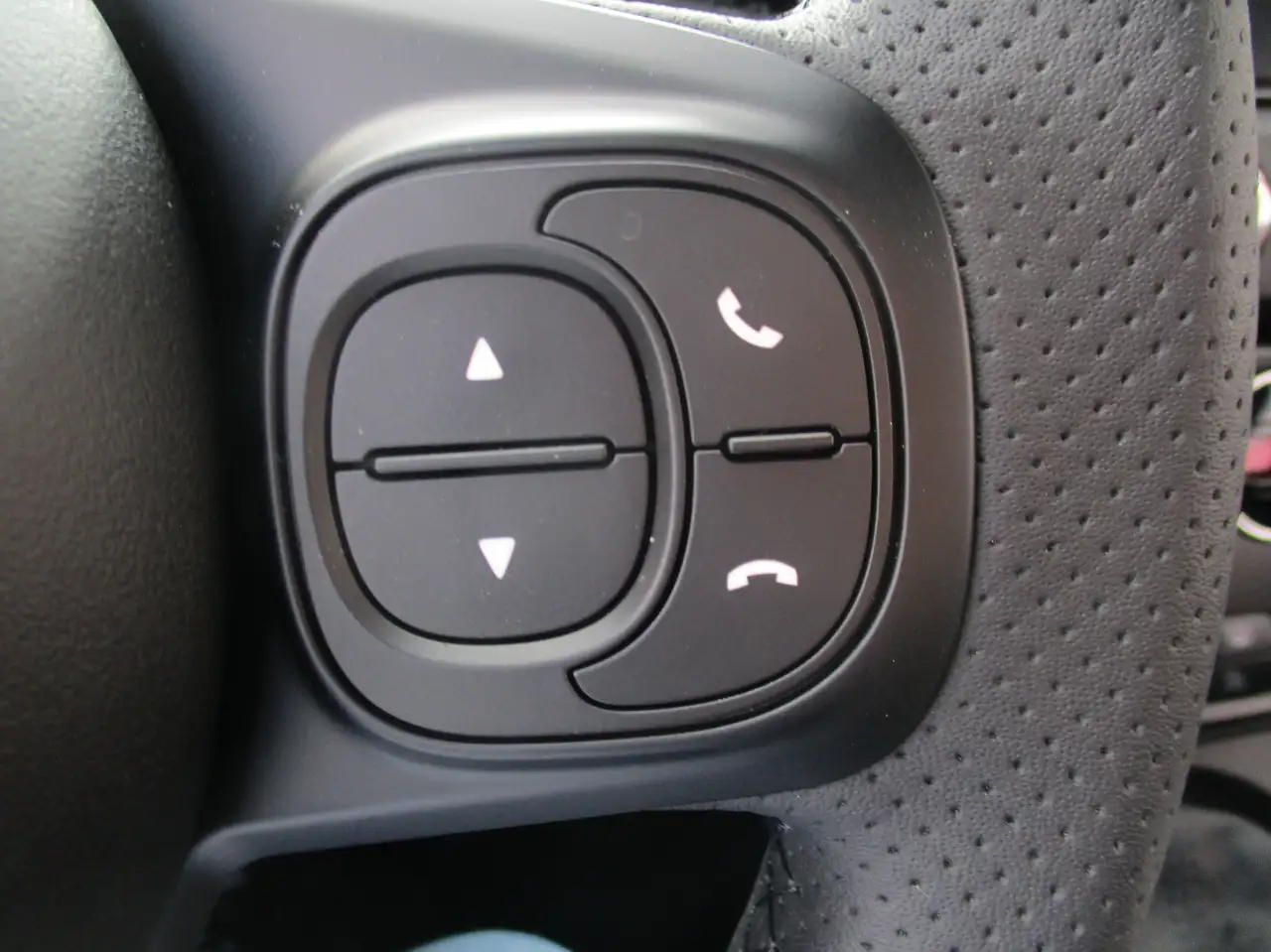 Abarth 595 595, Sabelt, Klimaaut., Navi, LED, Apple Carpl. — معرض صور السيارة 13