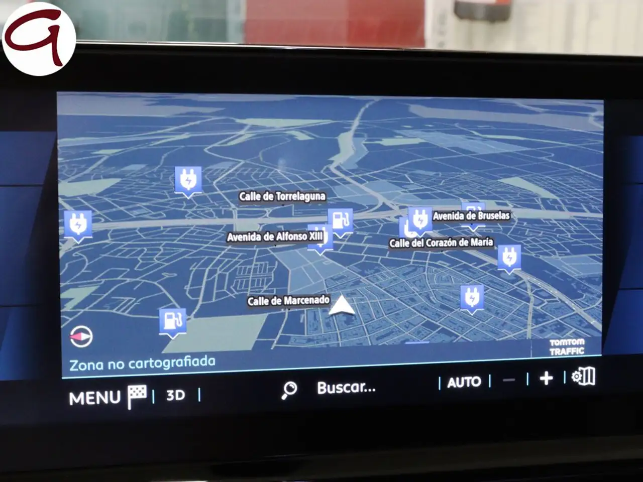 Peugeot 3008 HYB PHEV 180 Allure Pack e-EAT8 — Galería del vehículo 14