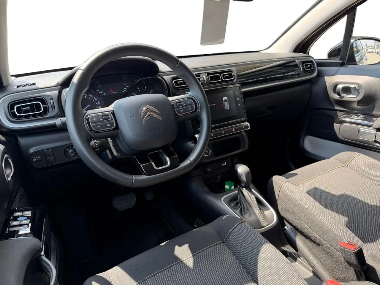 Citroen C3 Max PT 110 AT *SHZ*KAMERA*NAVI* — معرض صور السيارة 8