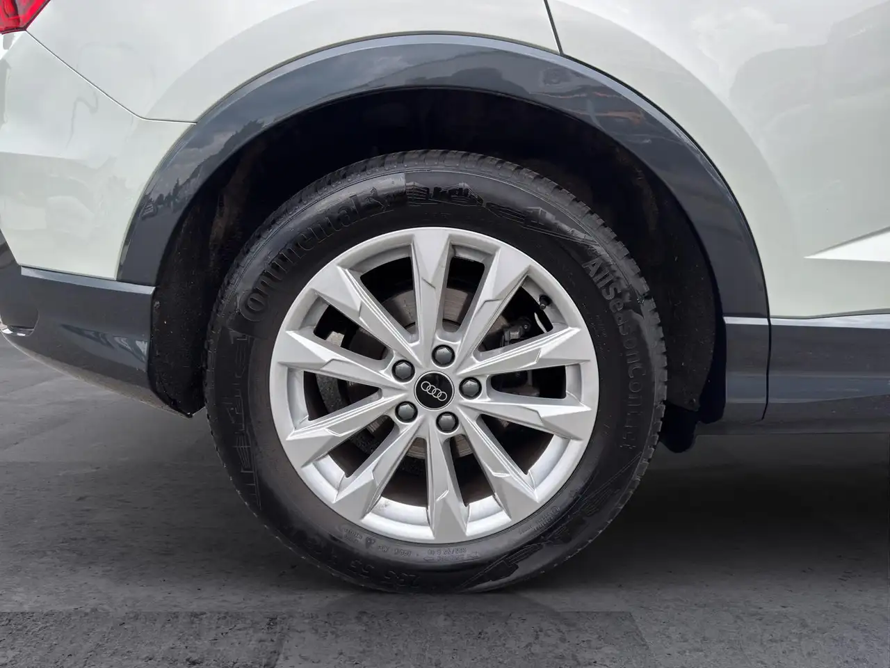 Audi Q3 35 TFSI SPORTBACK MATRIX AHK 18ZOLL RFK Digi-Tacho — Vehicle gallery 33