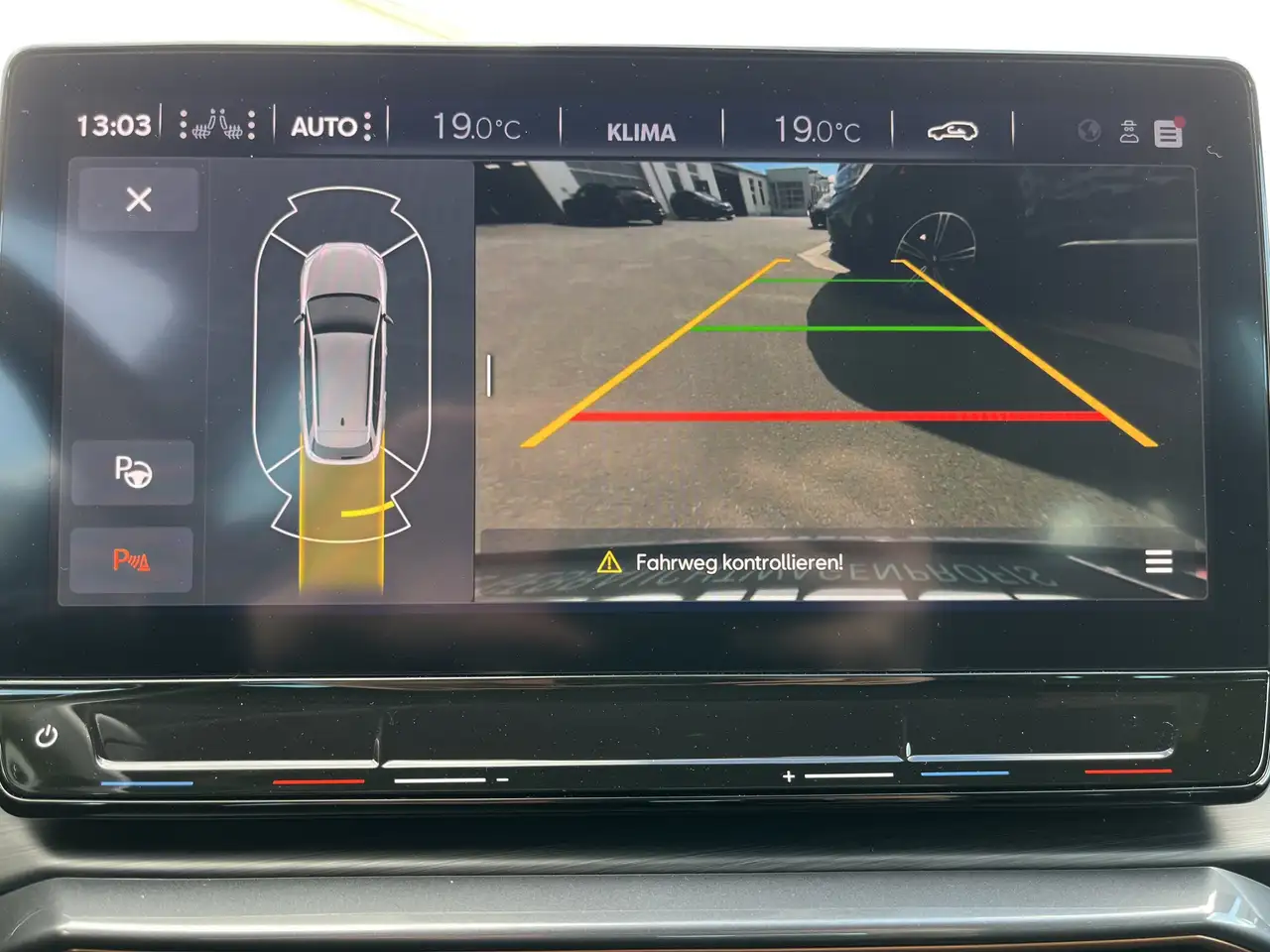 CUPRA Leon SP 2.0 TSI DSG 163€ m.20% Anz. Navi LED RFK SHZ — معرض صور السيارة 27