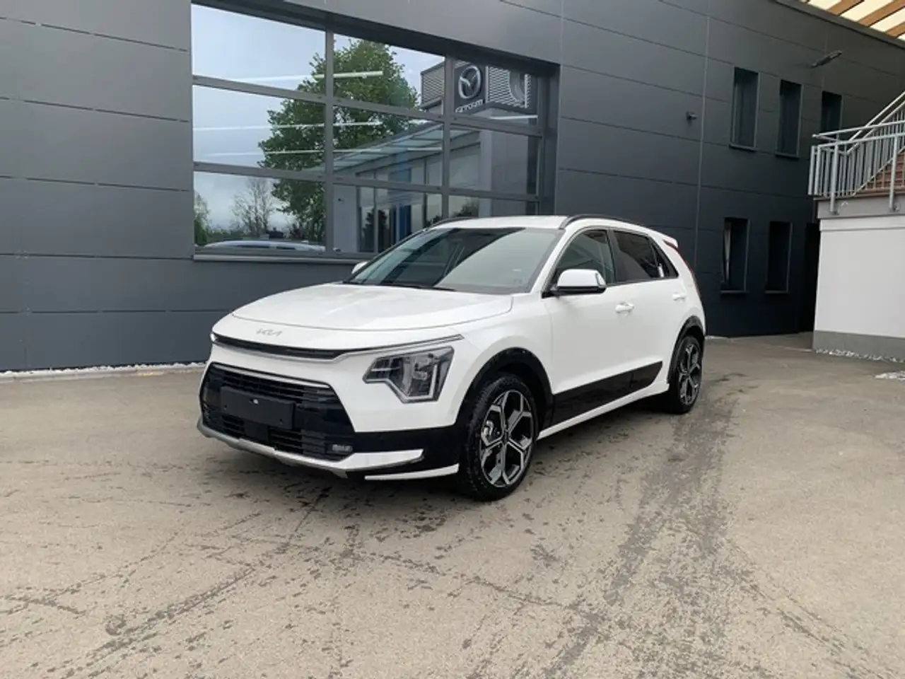 Kia Niro 1.6 HEV DCT SPIRIT 18 ZOLL TECHNO — Dingelstädt