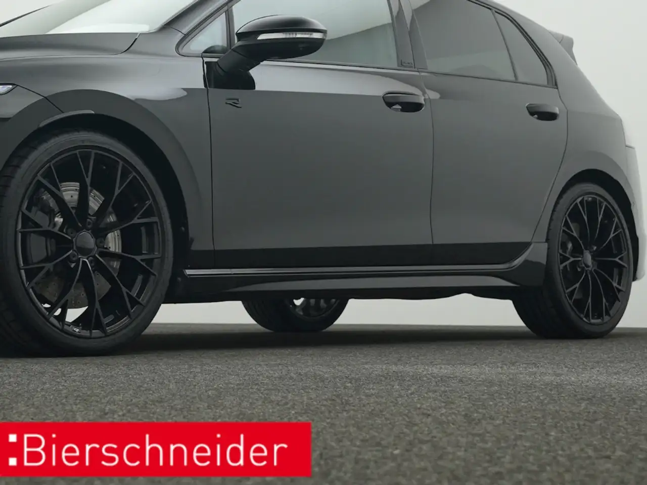 Volkswagen Golf R 8 2.0 TSI DSG 4Mo. BLACK-EDITION AREA-VIEW IQ.LIGH — Vehicle gallery 33