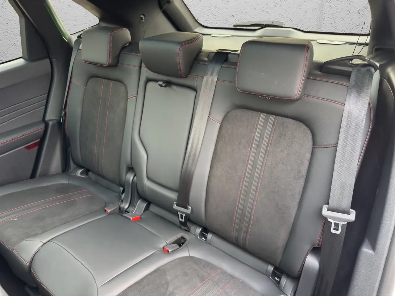 Ford Kuga ST-Line X*Pano*AHK*ACC*LED*360°*Virtual* — Vehicle gallery 24