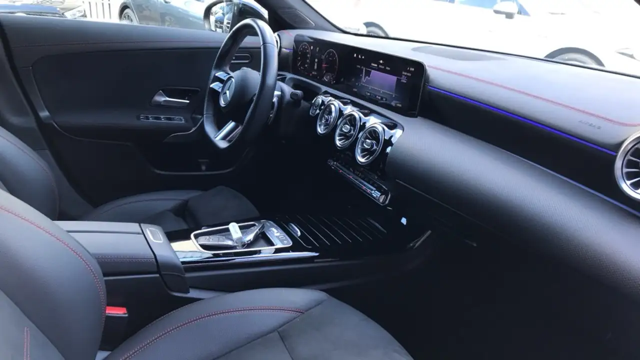 Mercedes-Benz CLA 200 -CLASS D SHOOTING BRAKE — Vehicle gallery 10