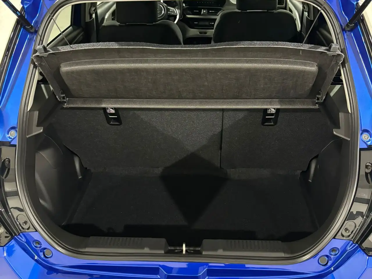Suzuki Swift 1.2 Mild Hybrid S3 — Galerie du véhicule 11
