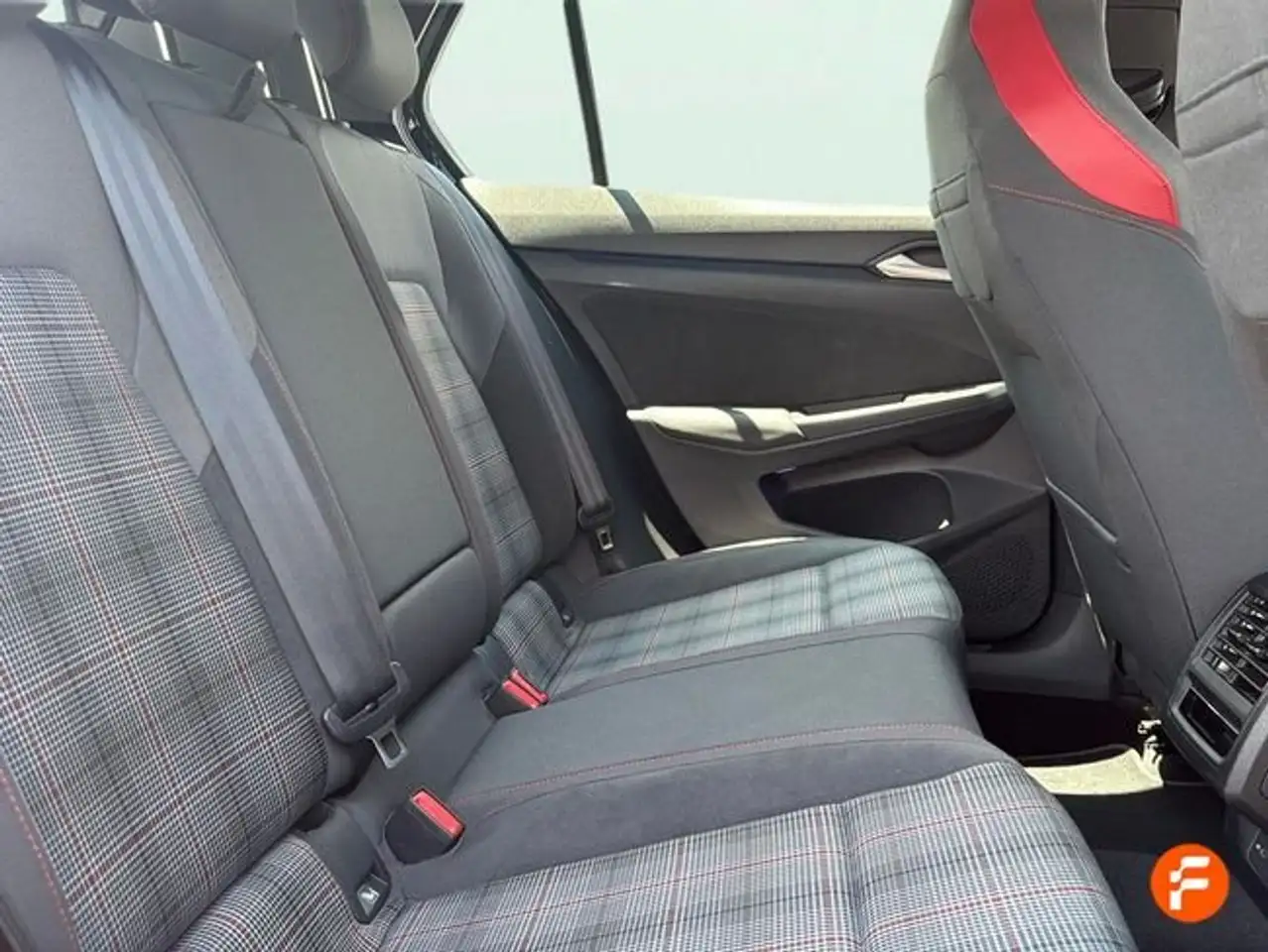 Volkswagen Golf GTI 2.0 TSI DSG 180kW — Galerie du véhicule 21