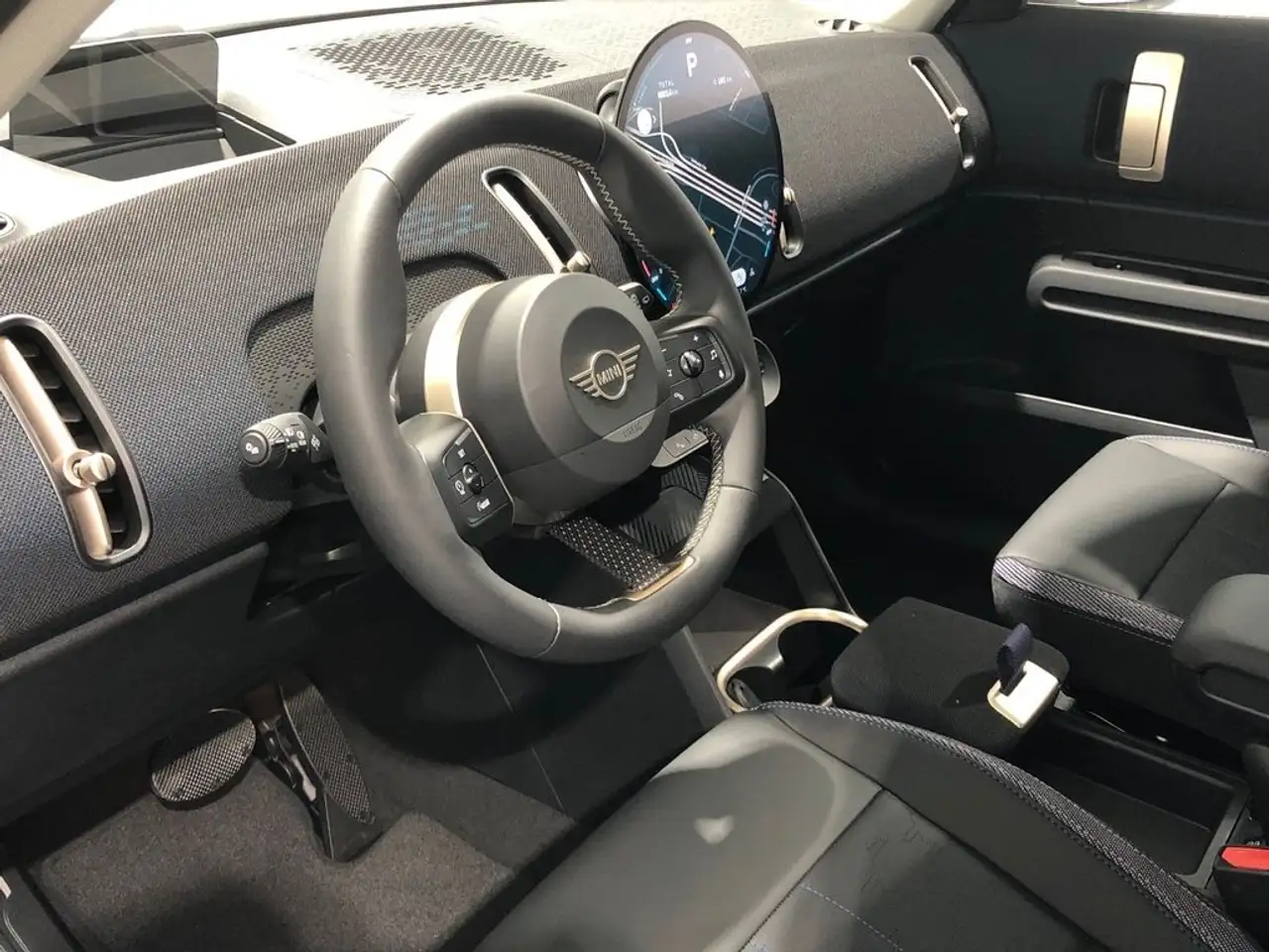 MINI One D Countryman Essential — Galerie du véhicule 17