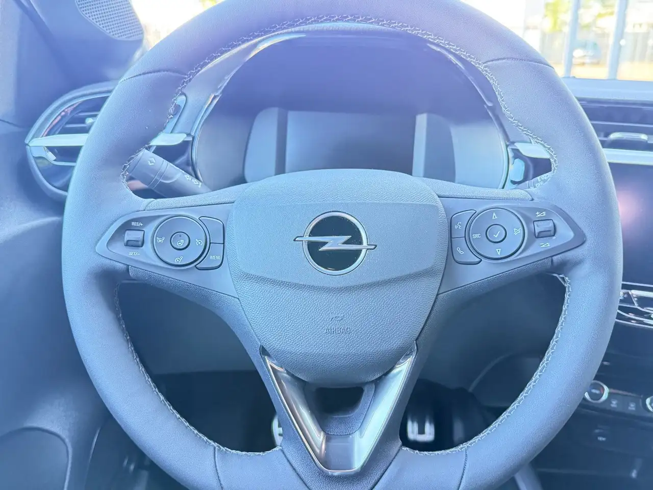 Opel Corsa F GS 1.2 DI Turbo — معرض صور السيارة 14