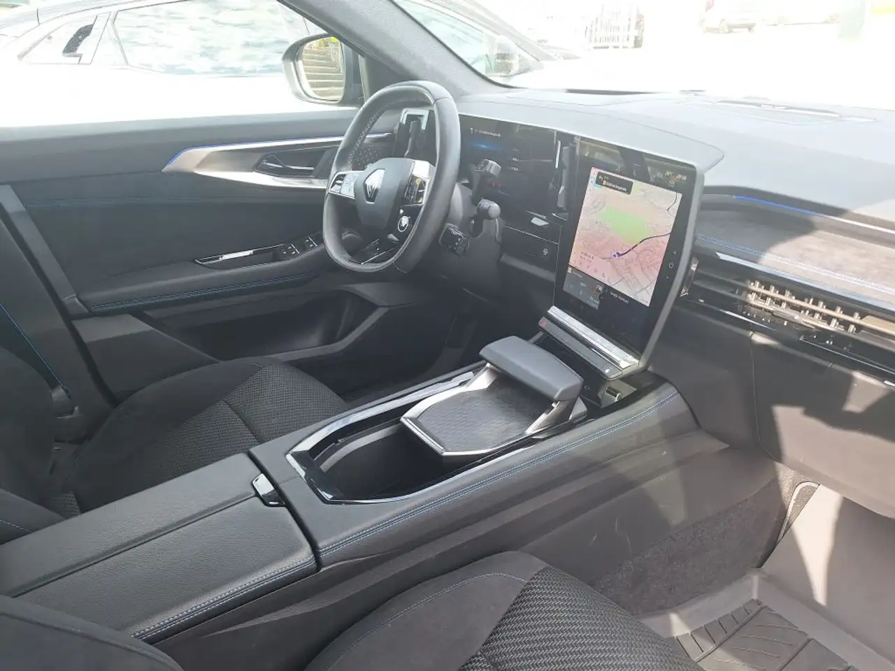 Renault Austral E-Tech Full Hybrid 200 Iconic Esprit Alpine — Galería del vehículo 11