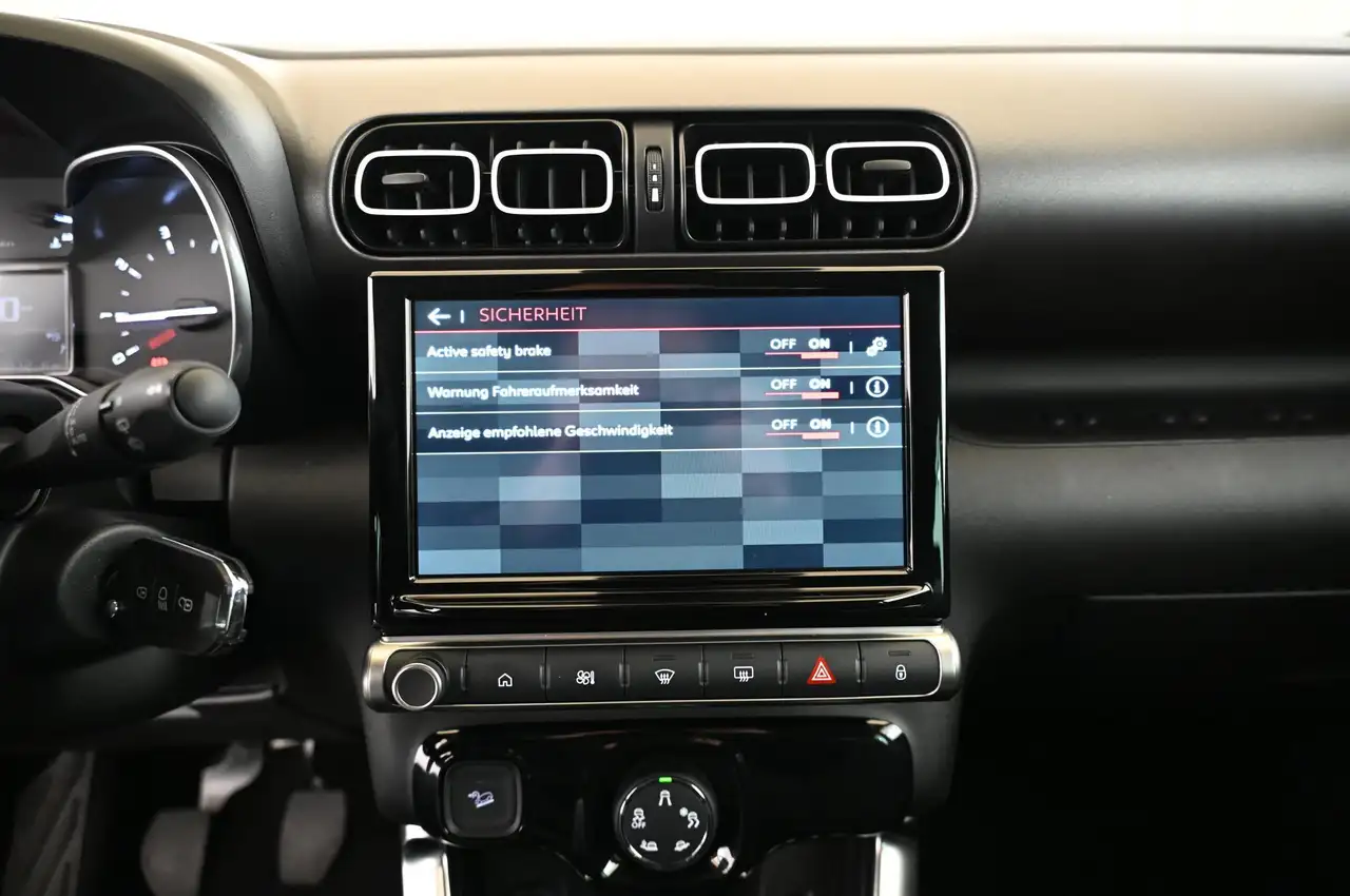 Citroen C3 Aircross 1.2 PT 110 PLUS LED/NAV/GRIP-CONTROL/16 — Galería del vehículo 17