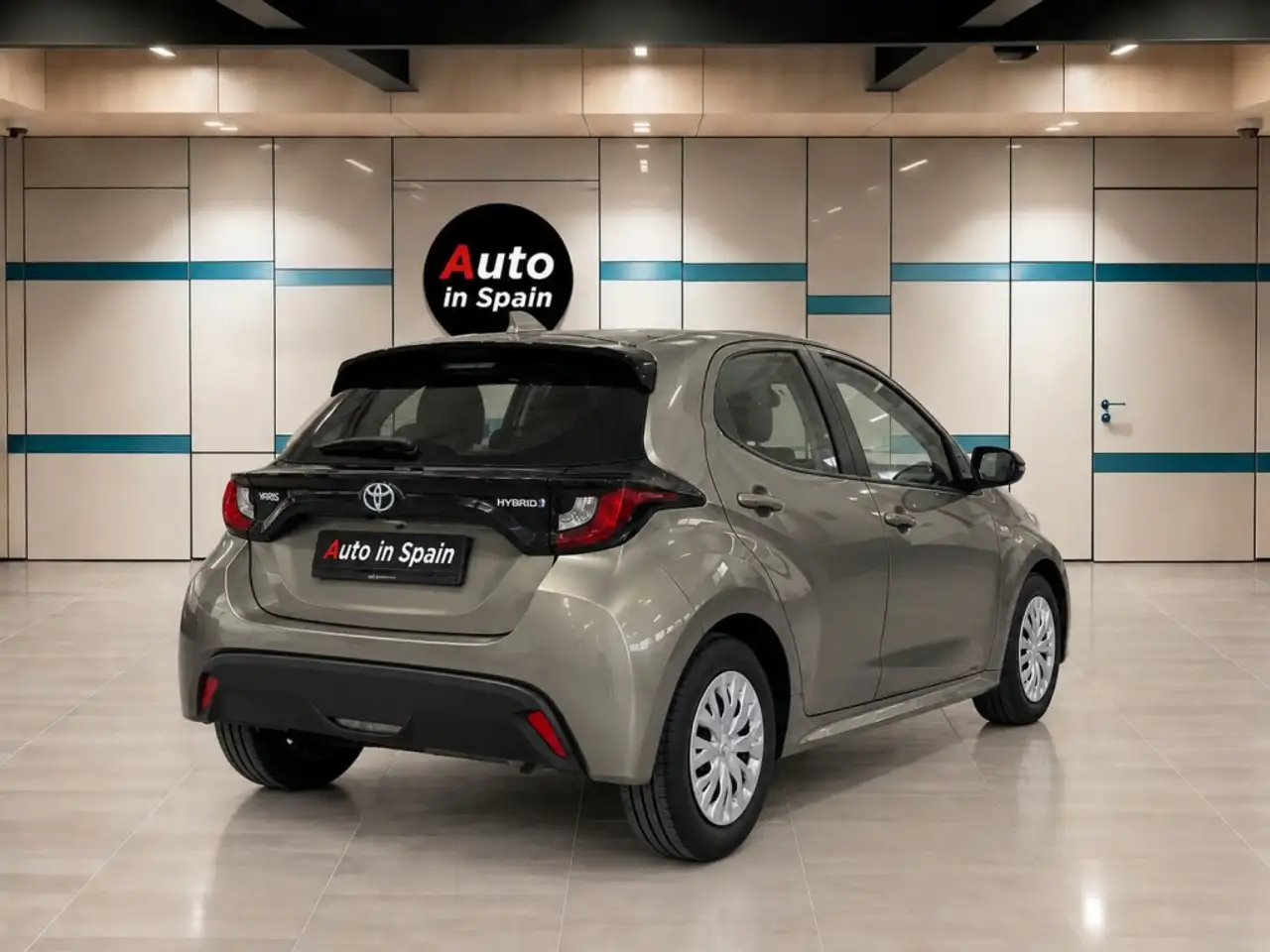 Toyota Yaris 120H 1.5 Active Plus — Galería del vehículo 7