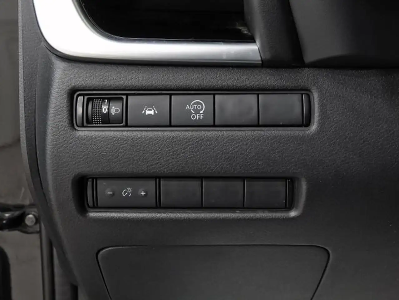 Nissan Qashqai DIG-T 116kW Xtronic N-Connecta — معرض صور السيارة 13