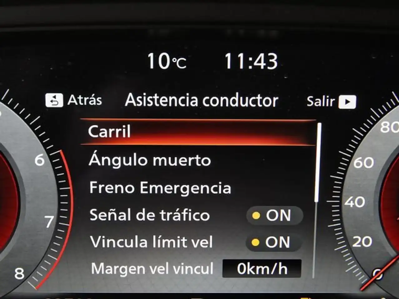 Nissan Qashqai DIG-T 116kW Xtronic N-Connecta — معرض صور السيارة 24