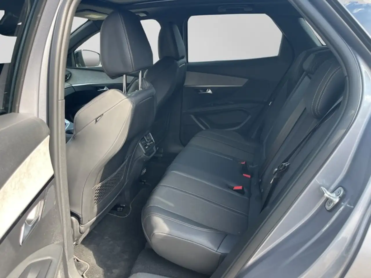 Peugeot 3008 GT PANO 360KAMERA PDC NAVI SHZ EL HECKKLAPPE — معرض صور السيارة 15