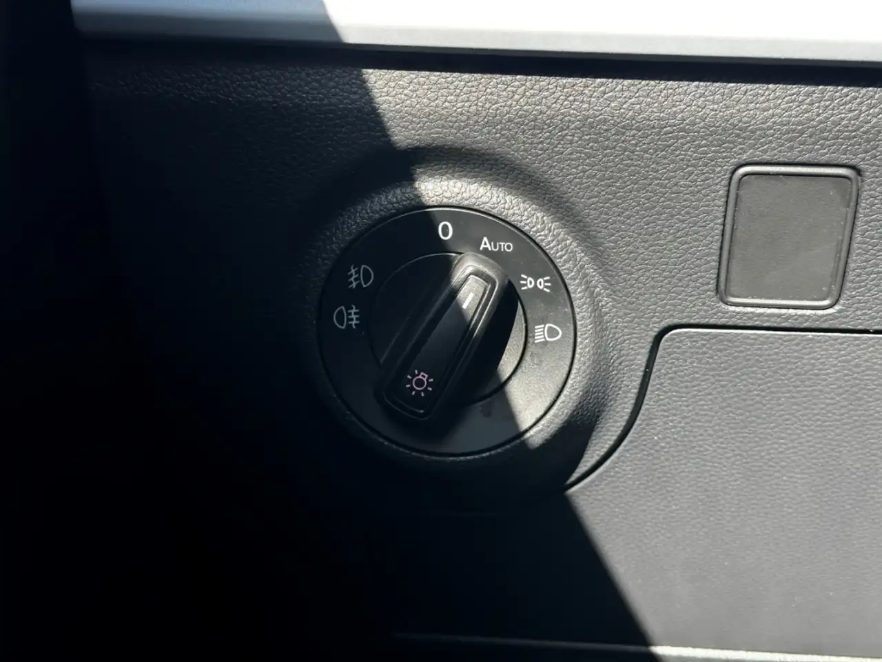 SEAT Ibiza 1.0 TSI DSG Style Edition GJR ACC Shz FullLink LED — Vehicle gallery 23
