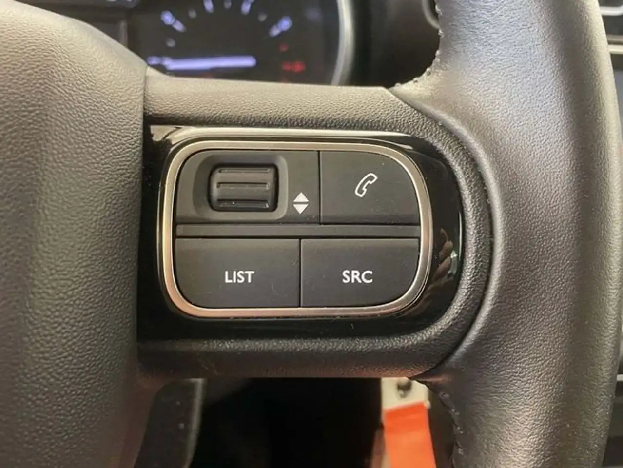 Citroen C3 Aircross Puretech 81kW 110CV Plus — Galería del vehículo 21