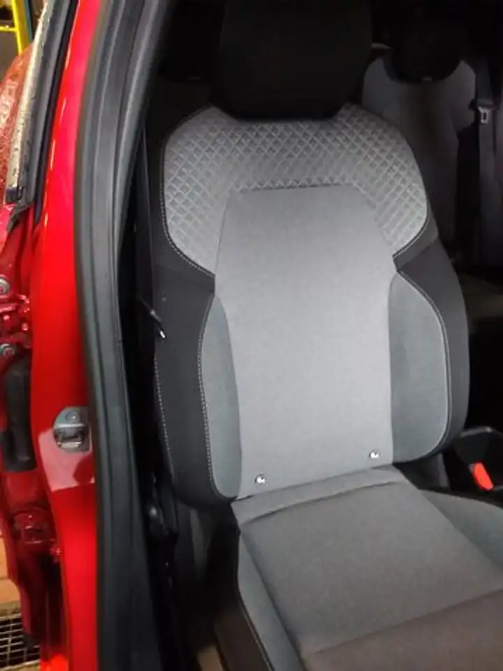 Mitsubishi Colt Plus — Vehicle gallery 12