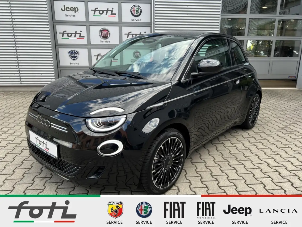 Fiat 500e La Prima by Bocelli 42kWh 118PS Leder Navi — Galería del vehículo 2