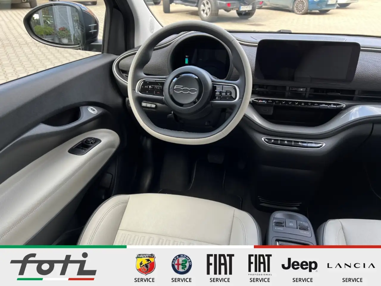 Fiat 500e La Prima by Bocelli 42kWh 118PS Leder Navi — Galería del vehículo 15