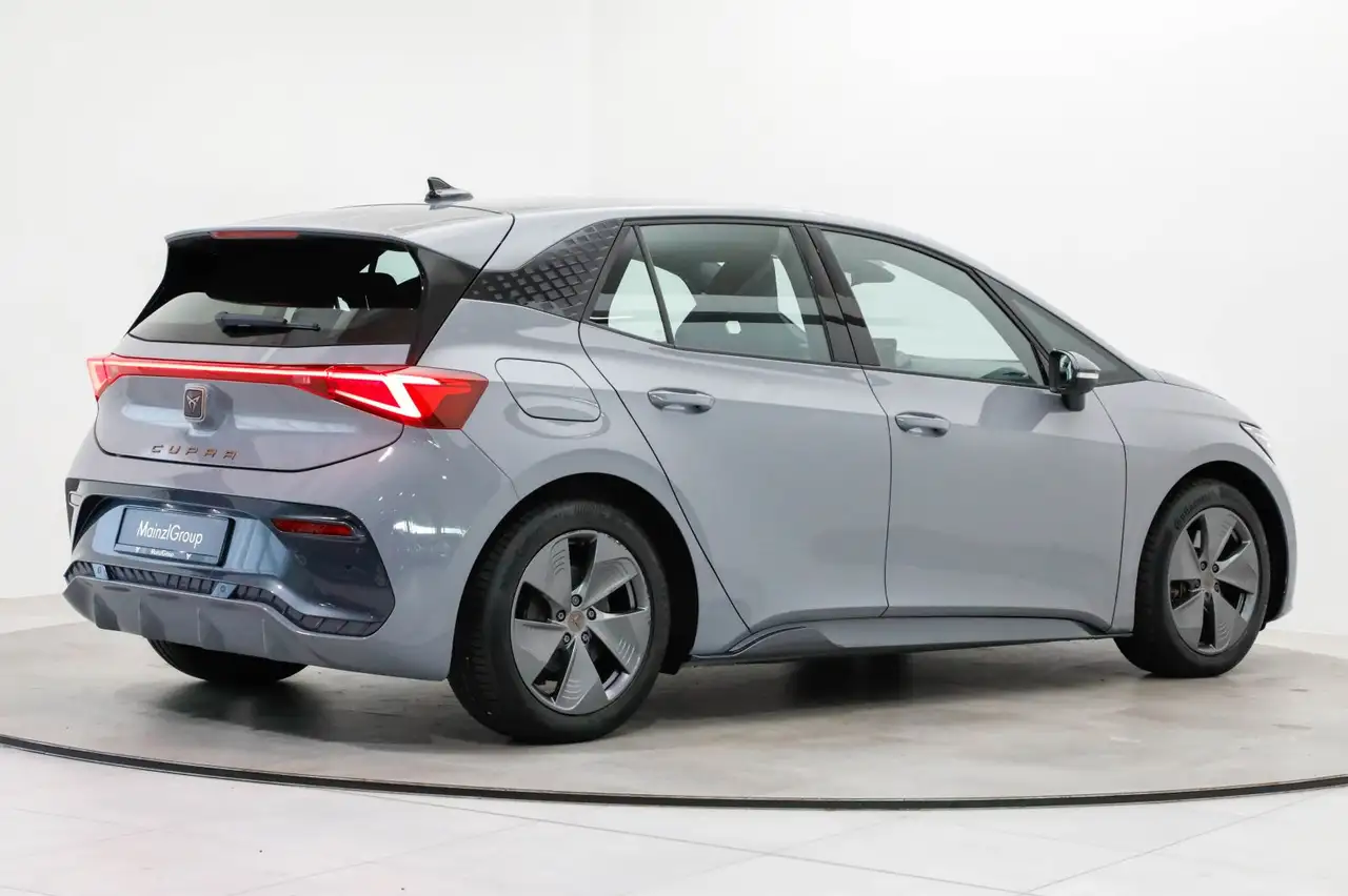 CUPRA Born 63kW SHZ PDC CarPlay Klima — Vehicle gallery 10