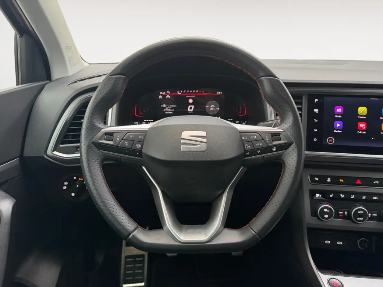 SEAT Ateca FR ALLWETTER NAV LED AHK DIG-DISPLAY KAMERA EL.HEC — معرض صور السيارة 14