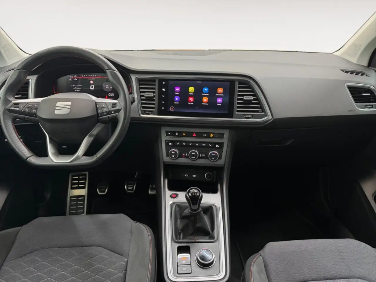 SEAT Ateca FR ALLWETTER NAV LED AHK DIG-DISPLAY KAMERA EL.HEC — معرض صور السيارة 13