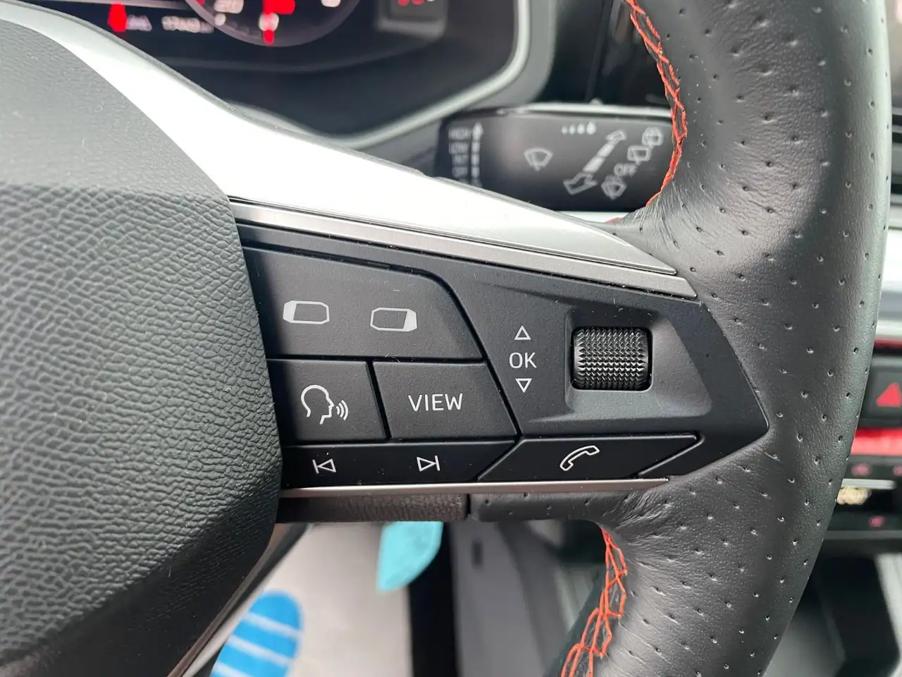 SEAT Ibiza FR/Klima/Navi CarPlay/Kamera/SitzHeiz/AHK — Galerie du véhicule 29