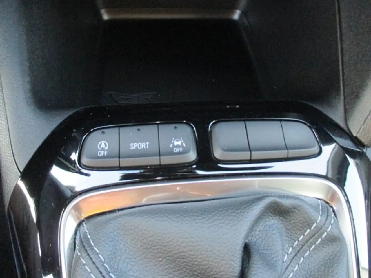 Opel Corsa GS — Galería del vehículo 18