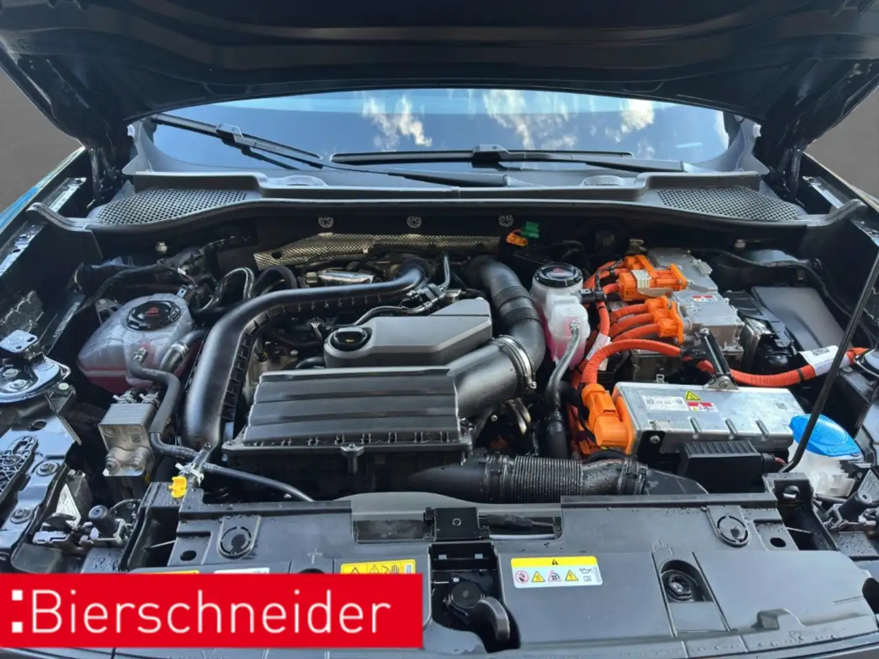 CUPRA Formentor 1.5 TSI DSG e-Hybrid VZ 5J.GARA AHK SENNHEISER — معرض صور السيارة 29