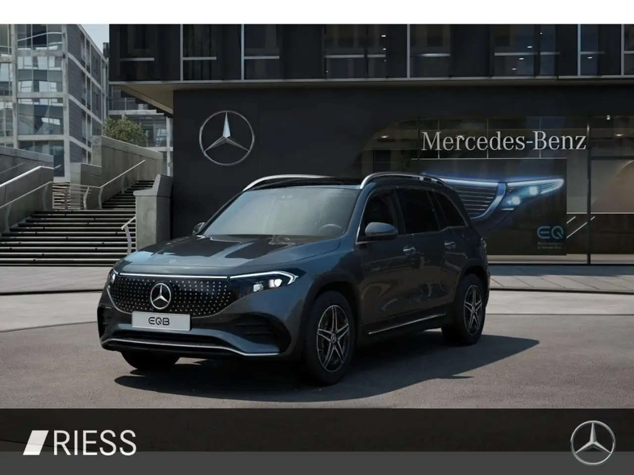 Mercedes-Benz EQB 300 4M AMG Sport Distr Pano Burme 360 HUD 18" — معرض صور السيارة 9