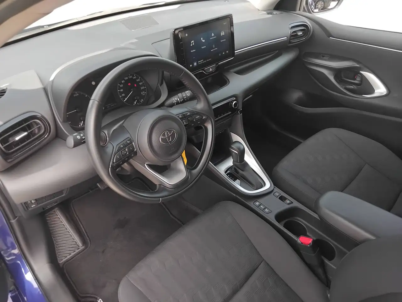 Toyota Yaris Hybrid *Juniper Blue Metallic*Allwetter uvm.. — Vehicle gallery 6