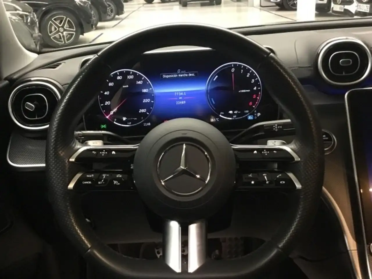 Mercedes-Benz C 300 de AMG Line — Galerie du véhicule 9