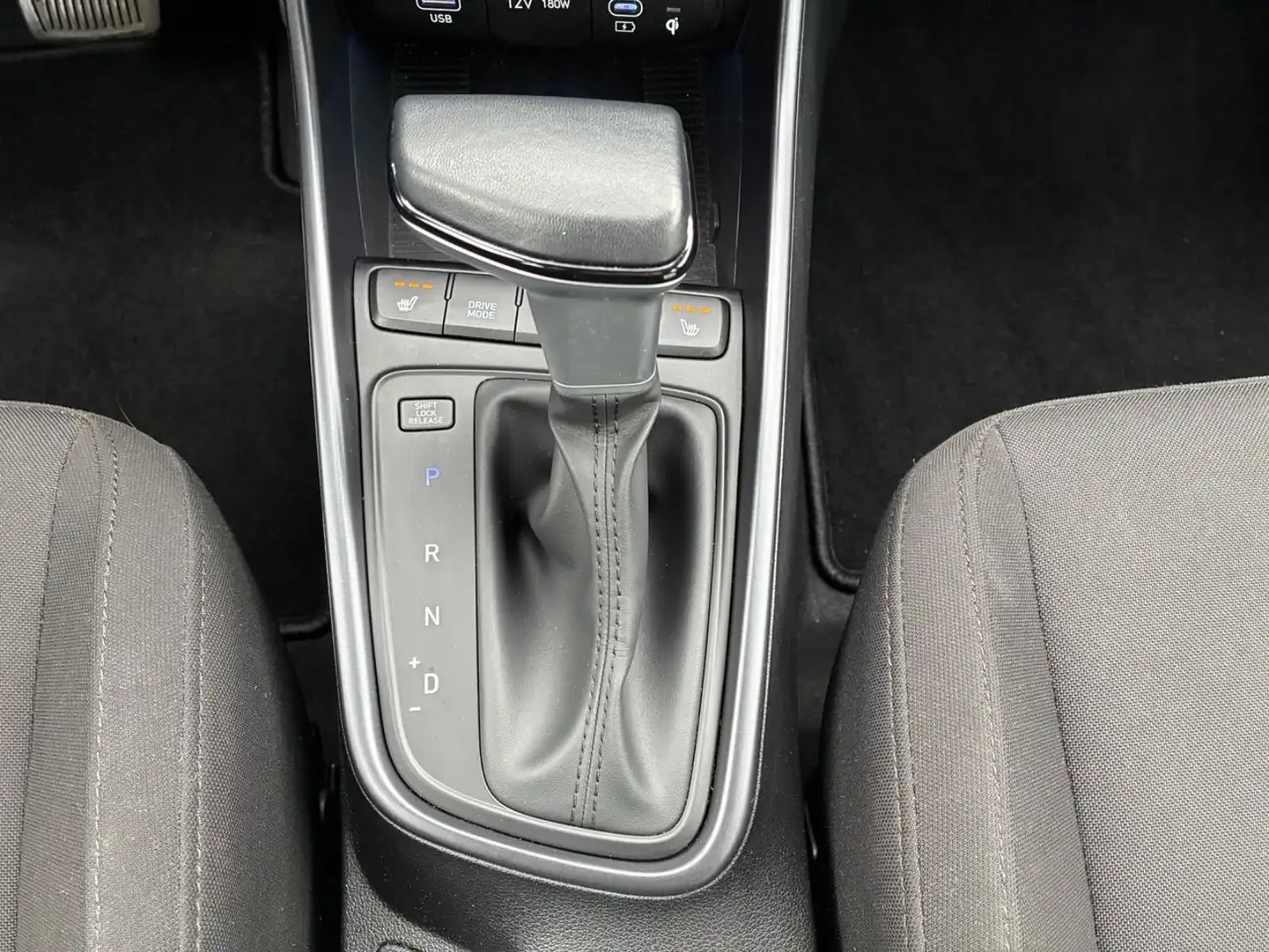 Hyundai i20 Trend Mild-Hybrid 17.000KM/AUT/KAM/NAV — Vehicle gallery 18