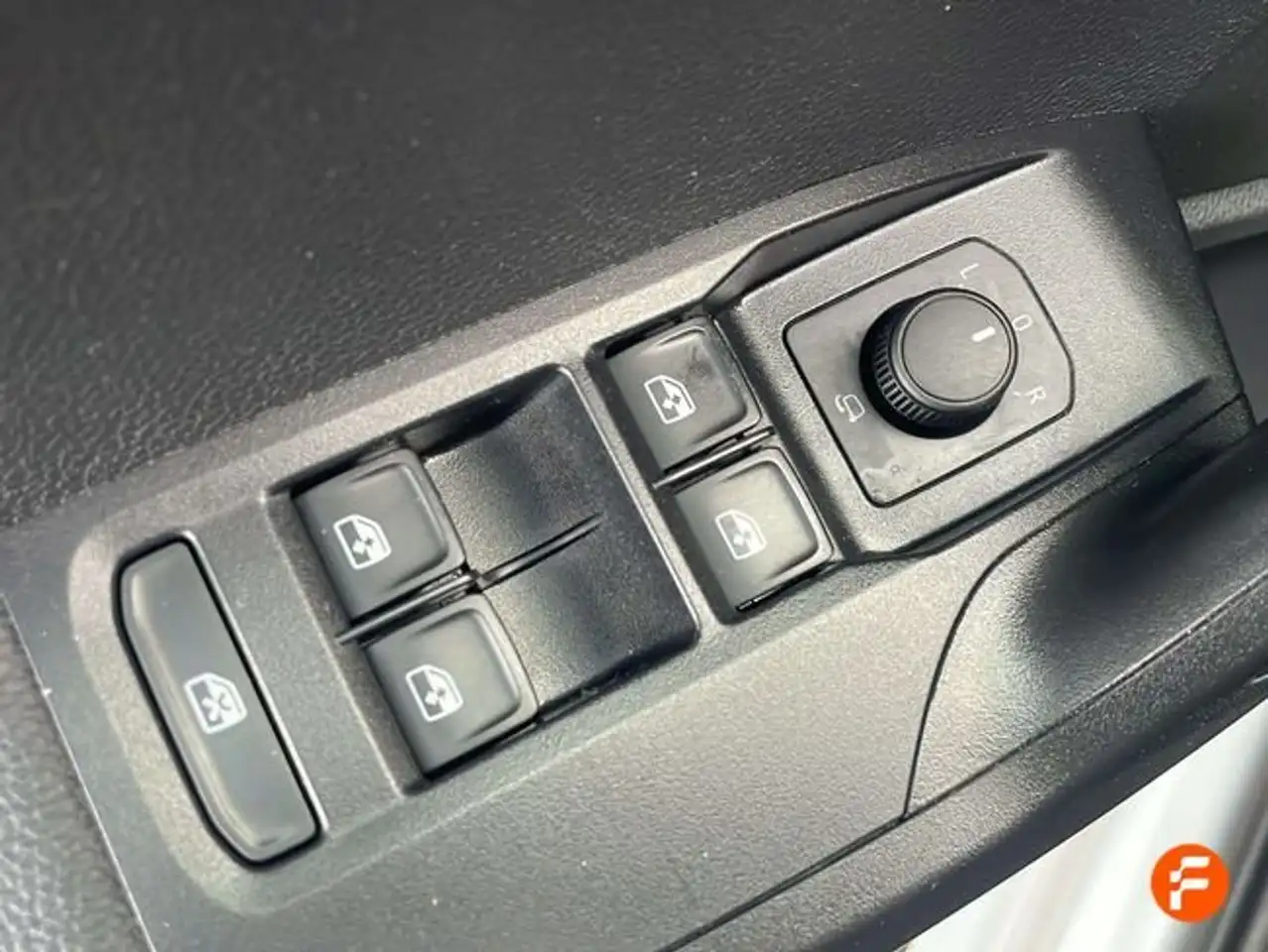 SEAT Arona 1.0 TSI 85kW (115CV) DSG Style XL — Galería del vehículo 16