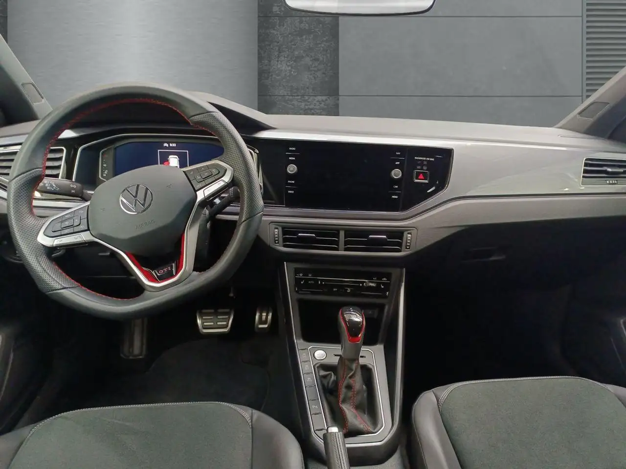 Volkswagen Polo 2.0 TSI "GTI" 207 PS DSG+SHZ+NAVI+IQ.DRIVE — Vehicle gallery 15