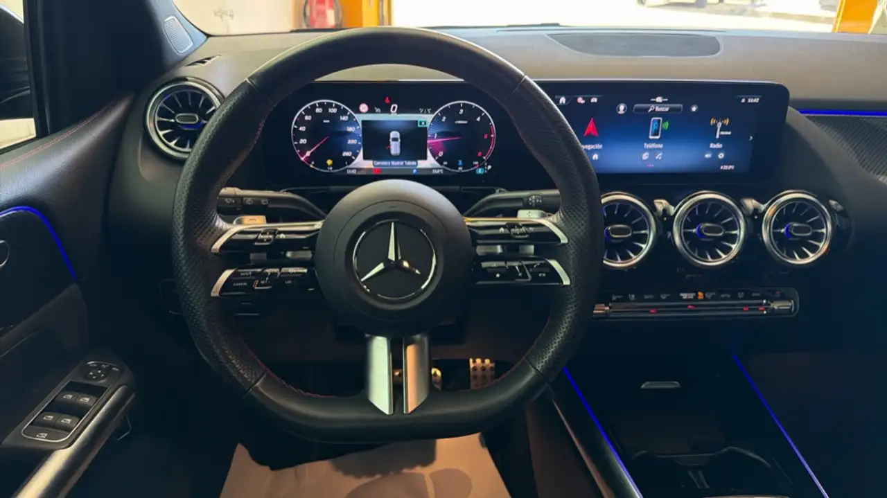 Mercedes-Benz B 200 200d — Galerie du véhicule 9