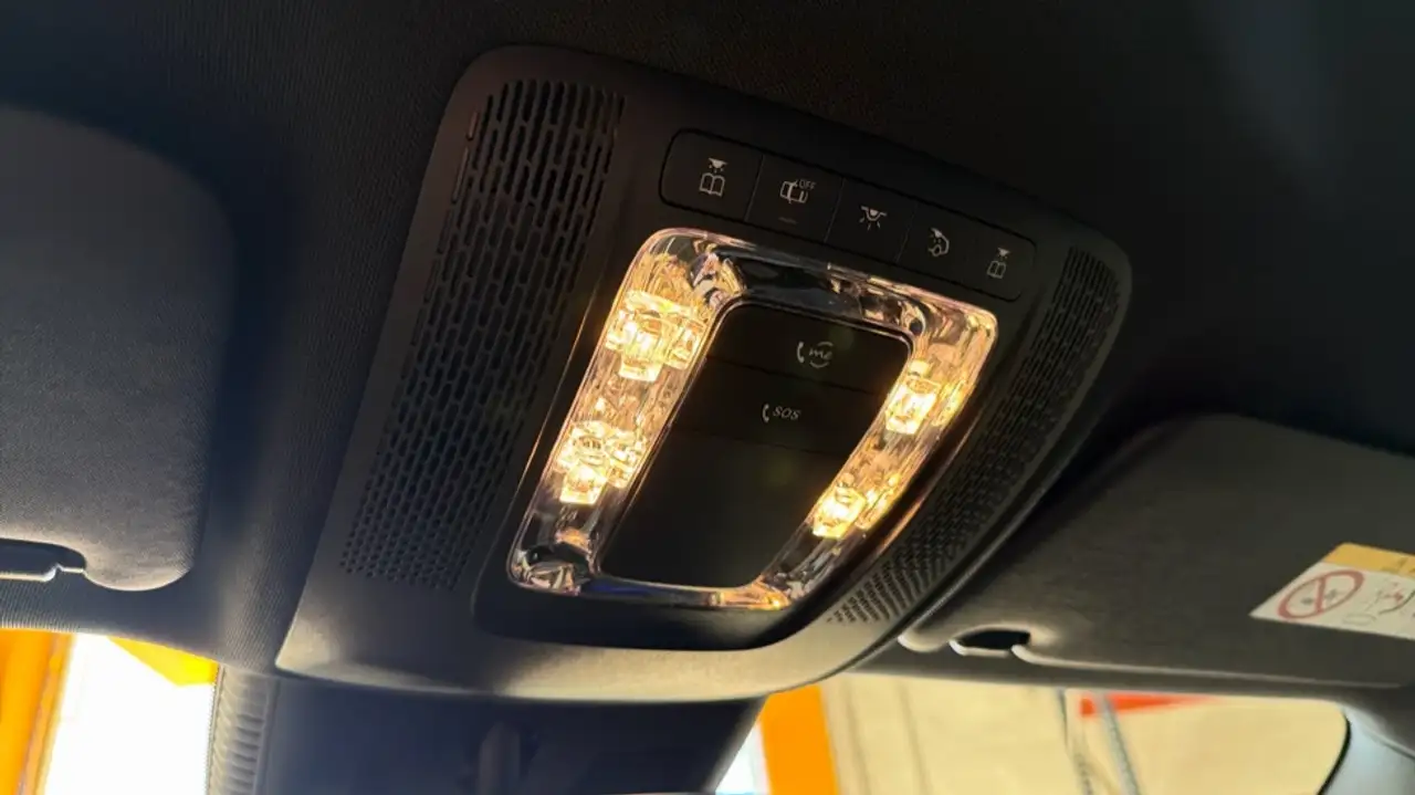 Mercedes-Benz B 200 200d — Galerie du véhicule 18