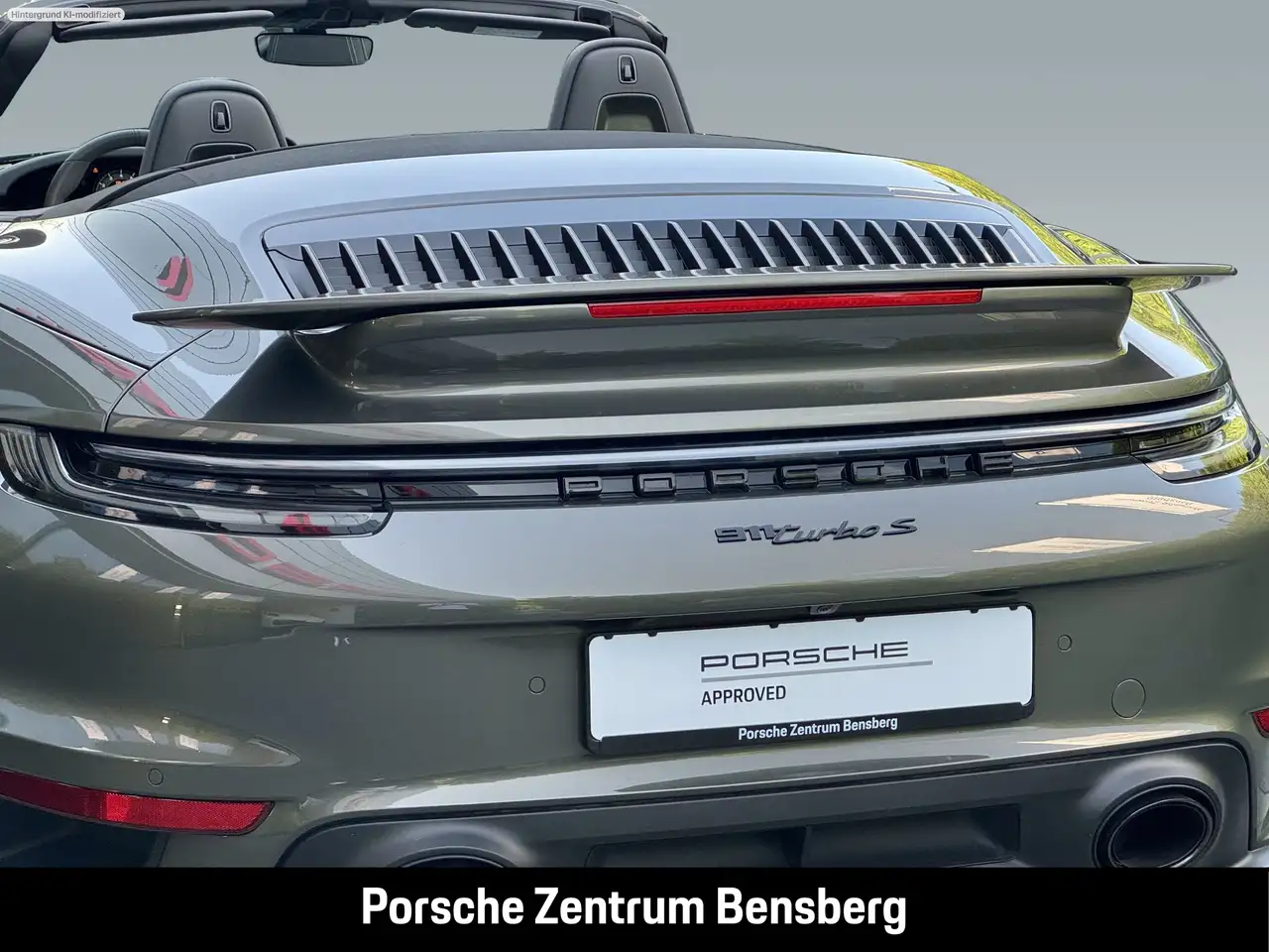 Porsche 992 911 Turbo S Cab. / Lift / nur 1000 KM / UPE 284.90 — Vehicle gallery 15