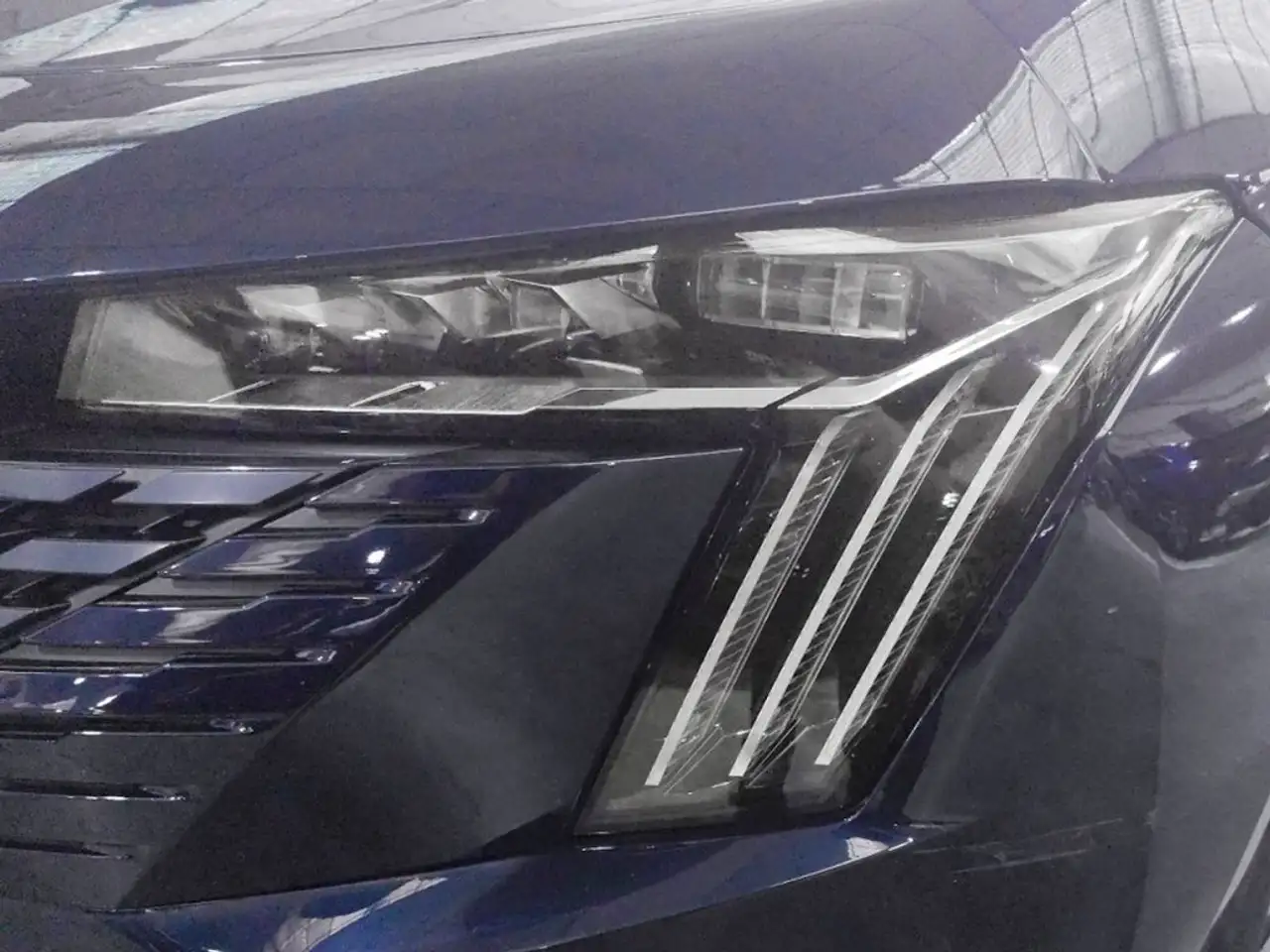 Peugeot 508 1.5BlueHDi S&S Allure Pack EAT8 130 — Vehicle gallery 24