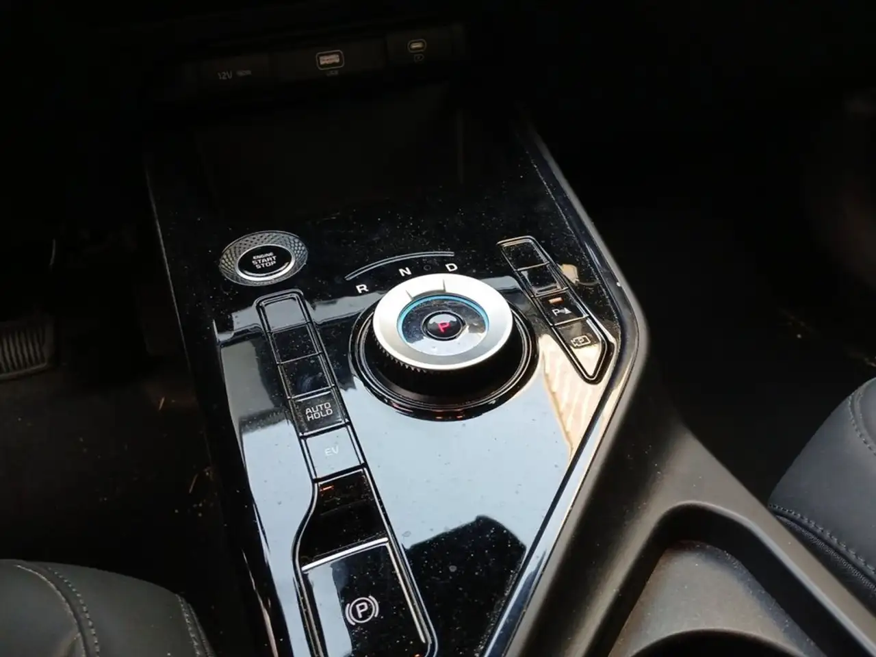 Kia Niro 1.6 GDI PHEV DRIVE 5P — معرض صور السيارة 20