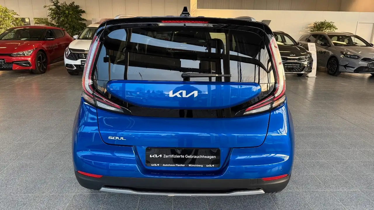 Kia Soul e-Soul Inspiration 64 kWh WP, Glasdach — Vehicle gallery 3