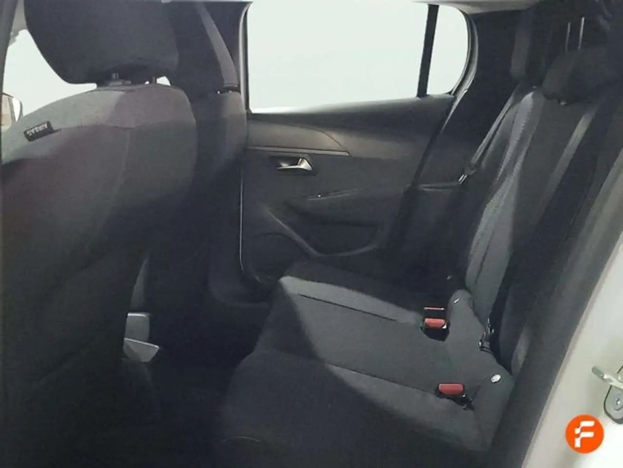 Peugeot 208 Style Gasolina 100 S&S 6 Vel MAN — معرض صور السيارة 9