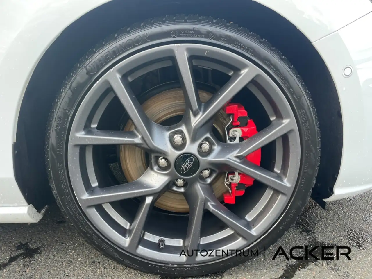 Ford Focus Turnier ST X 2.3 AT7 Pano/aAHK/ACC -35%* — Vehicle gallery 6