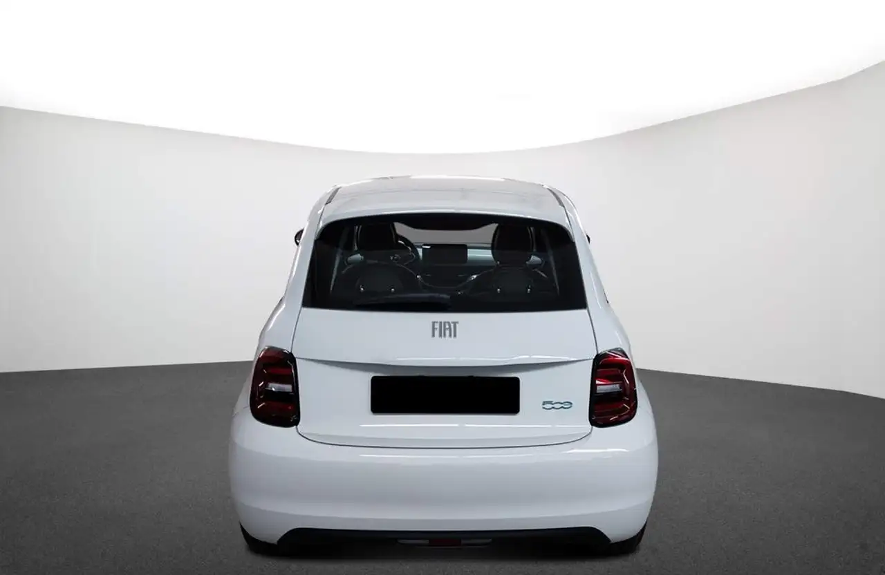 Fiat 500e 42 kwh — Galerie du véhicule 20
