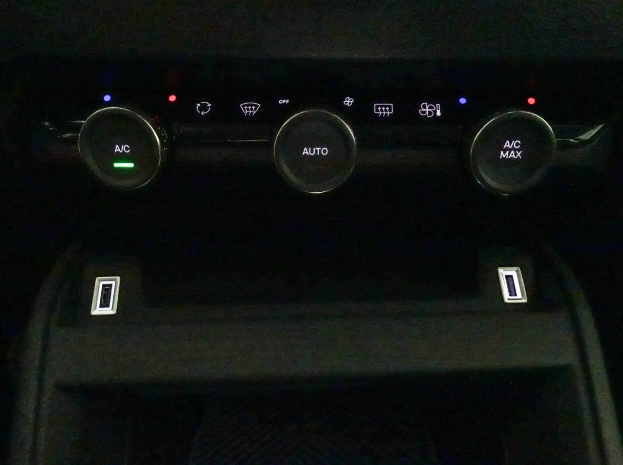 Citroen C4 Hybrid You eDSC6 100 — Galerie du véhicule 25