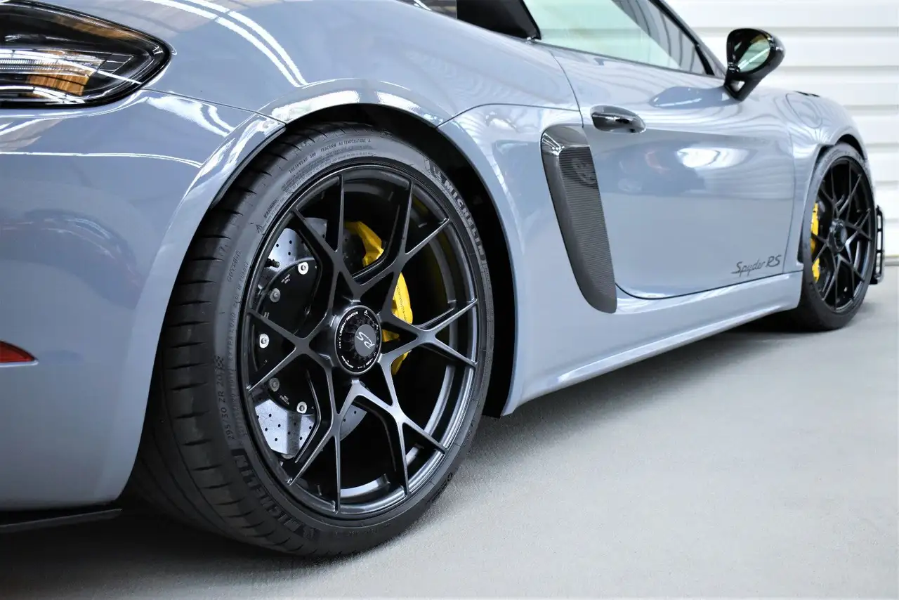 Porsche Boxster 718 Boxster Spyder RS+Weissach+Keramik+BOSE — Vehicle gallery 9
