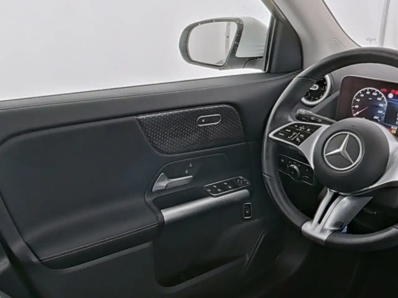 Mercedes-Benz GLA 200 Panorama*KAMERA*WINTER PROGRESSIVE — Galería del vehículo 9