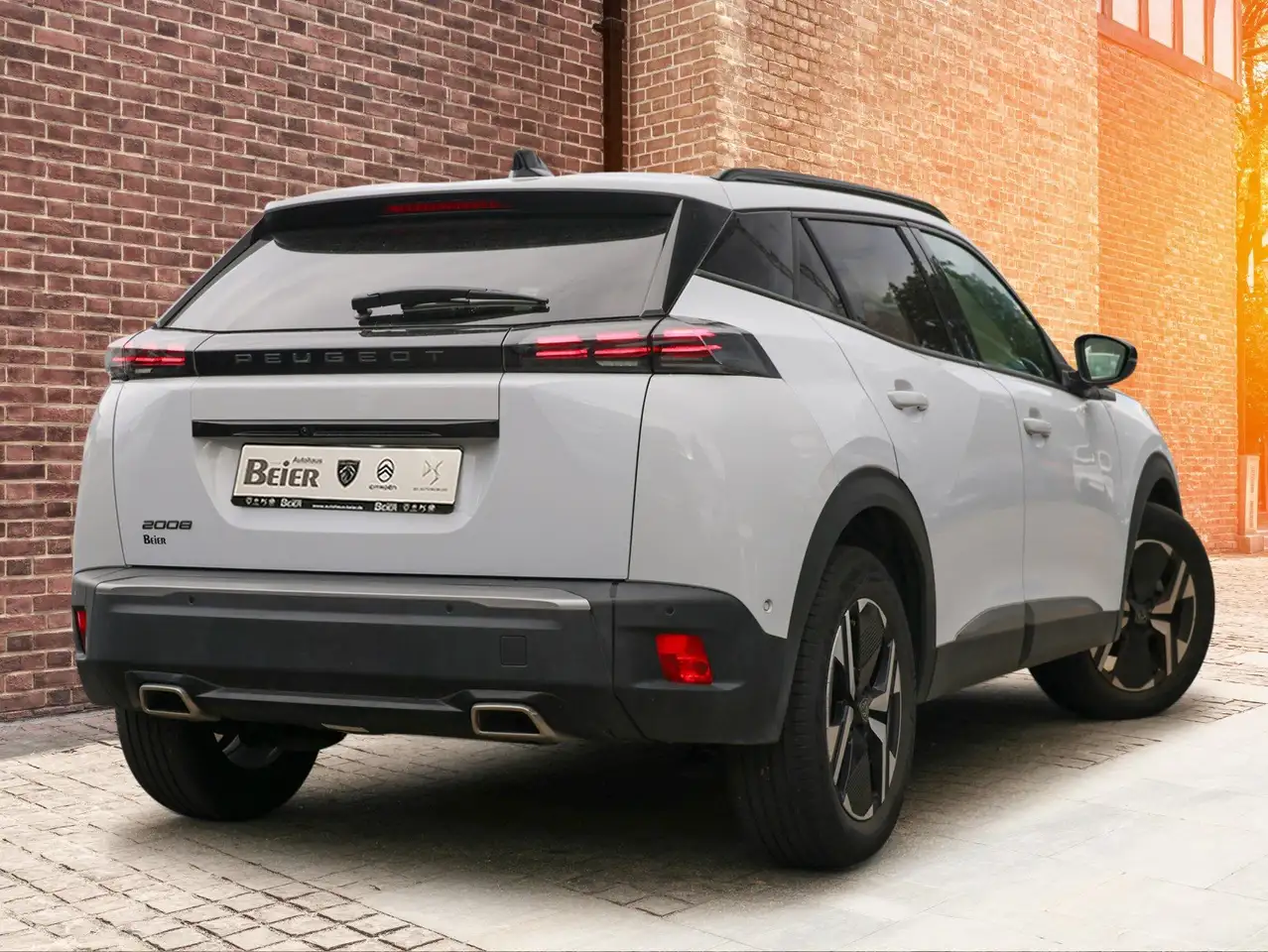 Peugeot 2008 Allure — Vehicle gallery 5